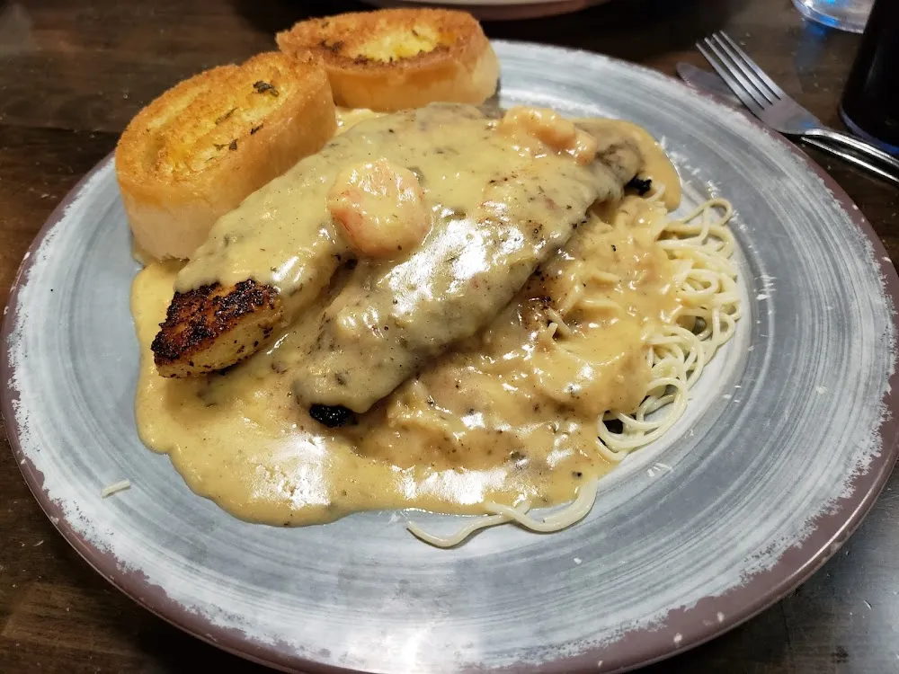 Delacroix Shrimp Pasta